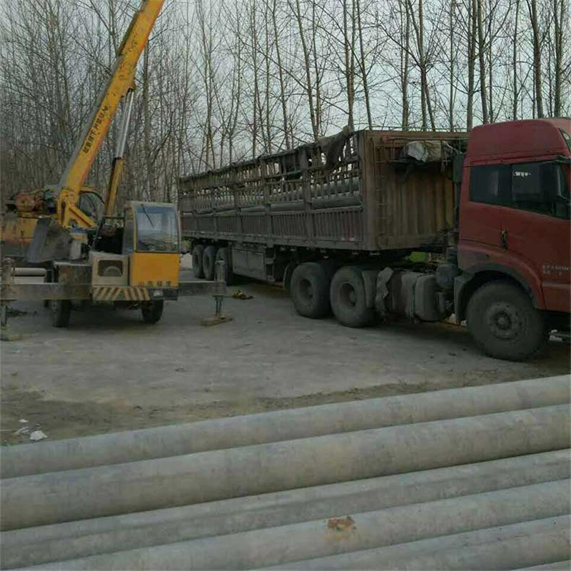 水泥電線(xiàn)桿的運(yùn)輸卸車(chē)事項(xiàng)